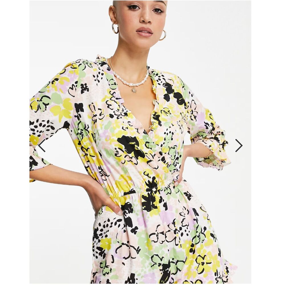 Influence ASOS Yellow Floral Low Cut Romper size 8 NWOT